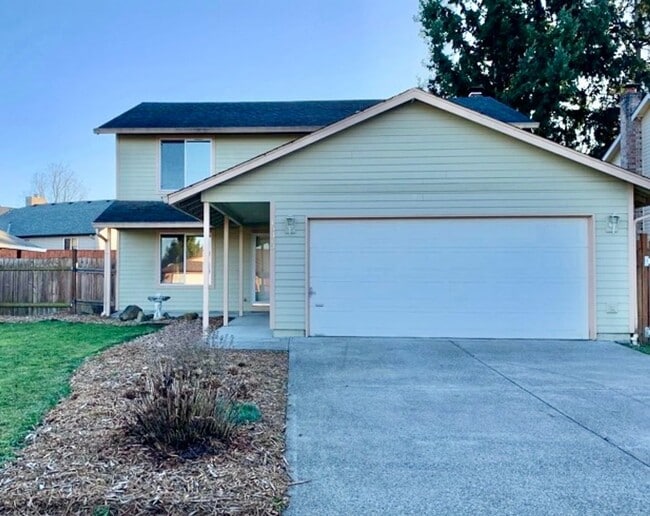 Primary Photo - Spacious Home with Large Backyard in Union...