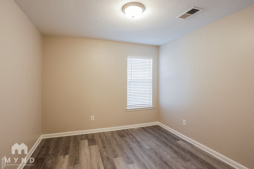 Building Photo - 1142 Cross Valley Cove