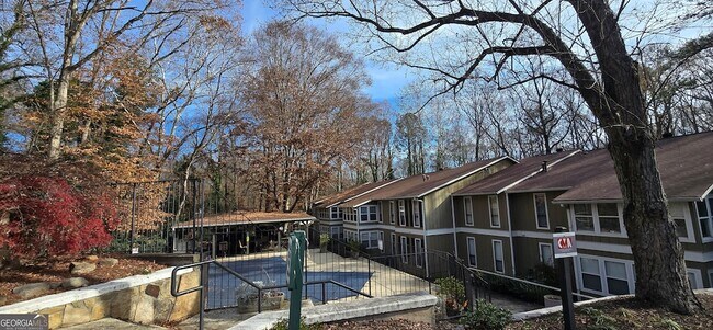 Building Photo - 5151 Roswell Rd