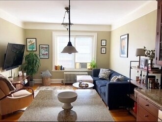 Building Photo - 400 Marlborough St