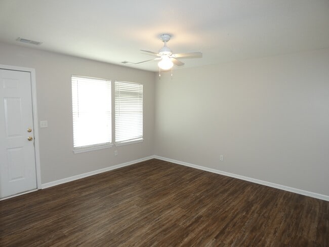 Building Photo - 3612 NE 72nd St