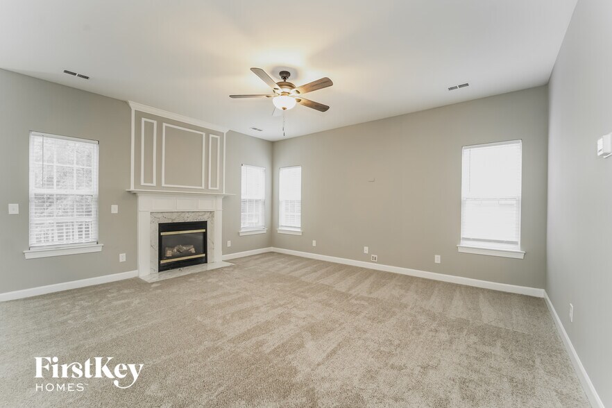 Building Photo - 1240 Blackstone Ct NW
