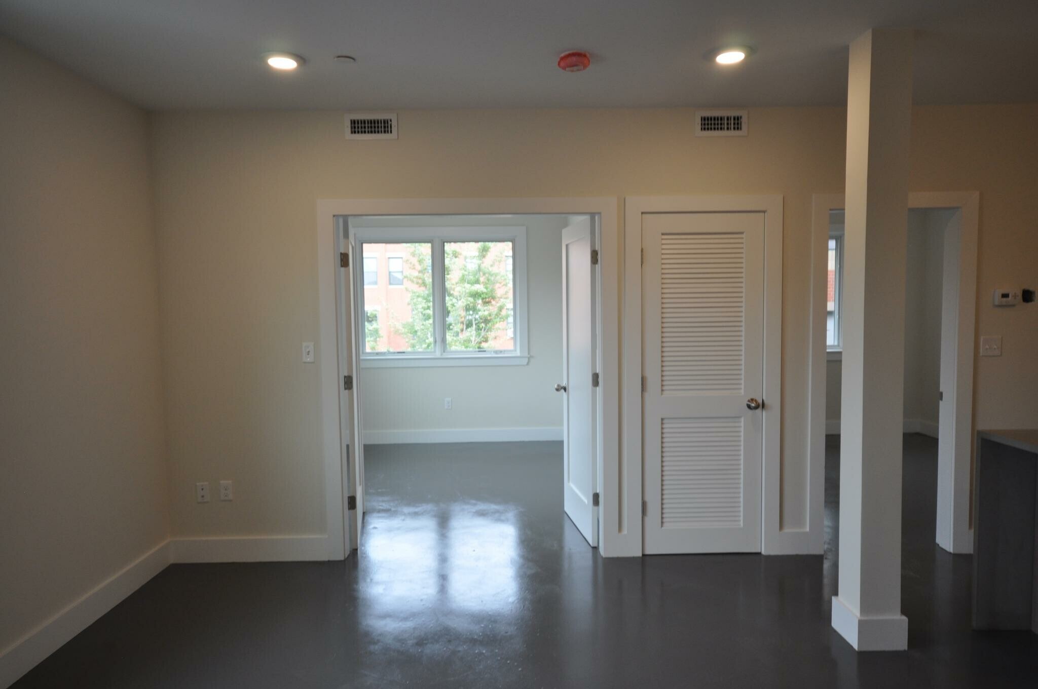 Building Photo - 659 Massachusetts Ave