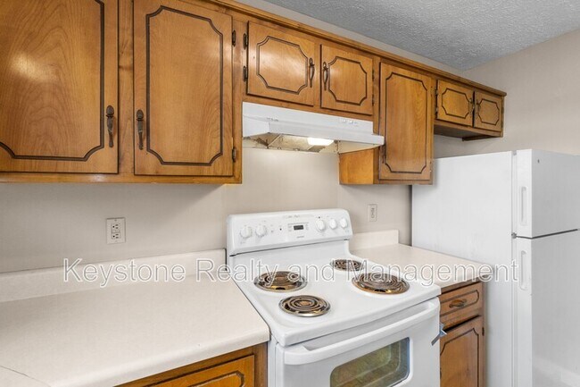 Building Photo - 308 Thompsonville Ln