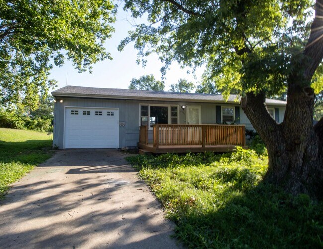 Building Photo - 2501 Brookside Ct