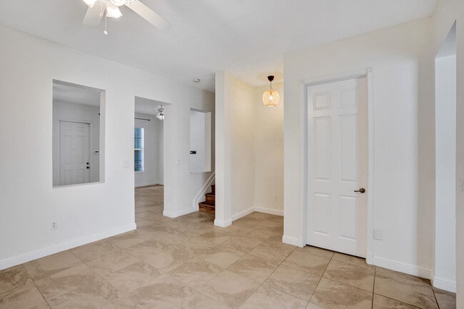 Building Photo - 8308 NW 9th Ave