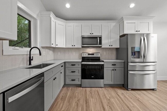 Building Photo - New Construction in Trinity Park near Duke - 2 Bed, 2 Bath, Stunning! - Pet Friendly