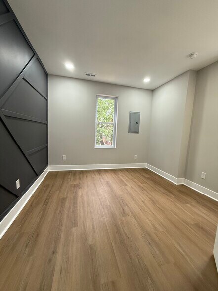 Building Photo - 638 N 63rd St