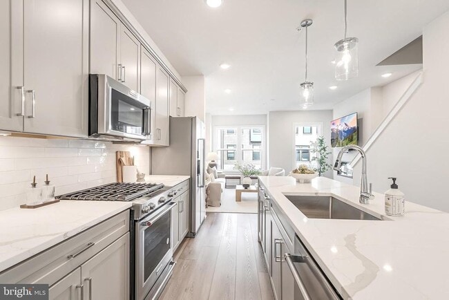 Building Photo - 12742 Verdant Wy