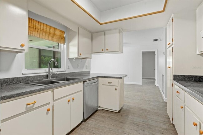 Building Photo - 3305 Arnel Ct
