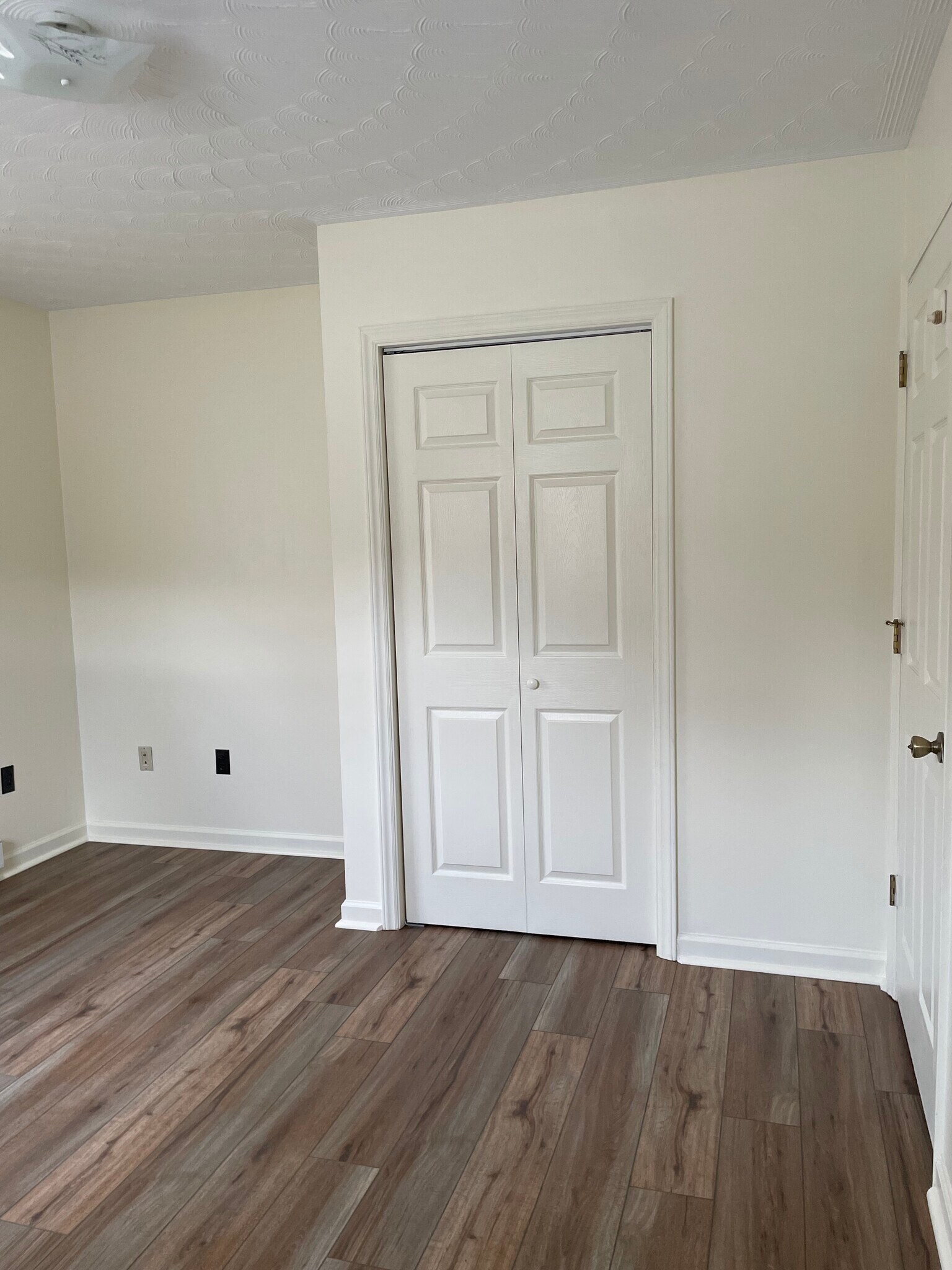 Building Photo - 165 Iced Ln