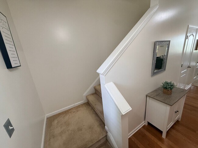 Building Photo - Beautiful home in Ballantyne