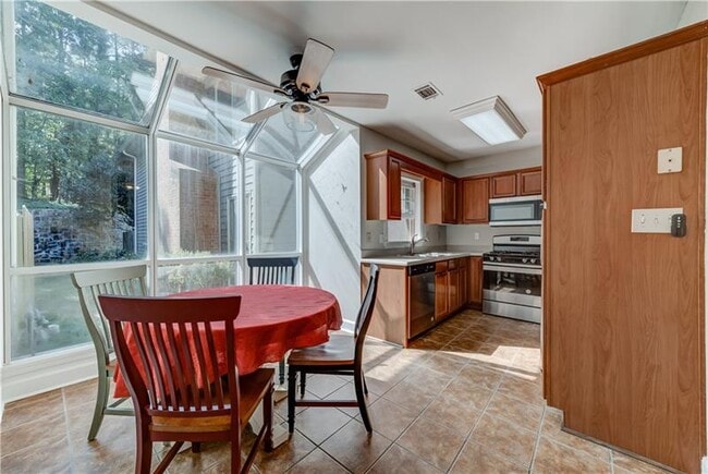 Building Photo - 64 Mt Vernon Cir