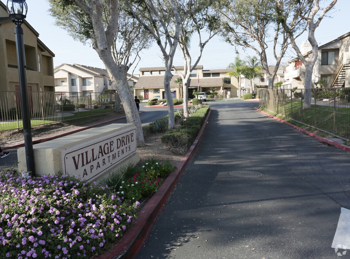 Village Drive Apartment Homes Fontana