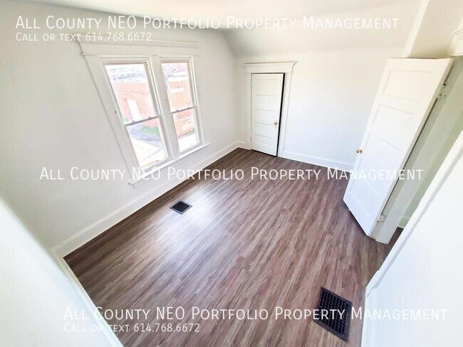 Building Photo - 20 N Eureka Ave