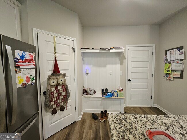 Building Photo - 4962 Zoya Ct