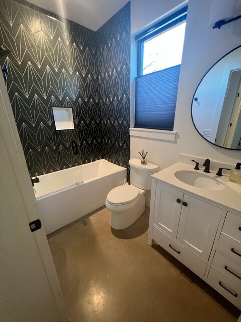 Secondary Bath - 3003 Birdwood Cir