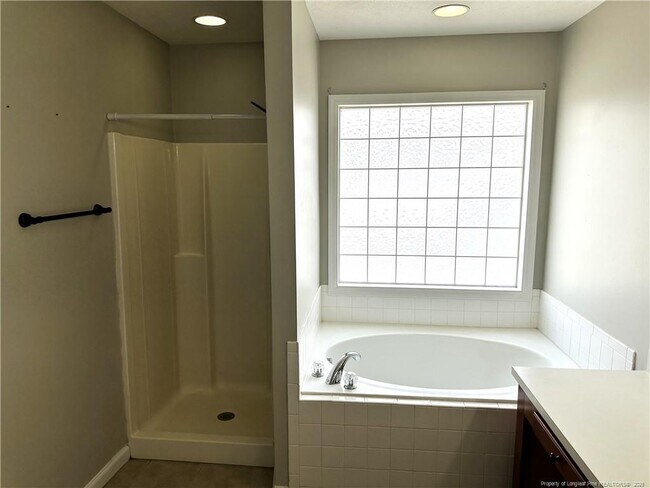 Building Photo - 1311 Shoshone Pl