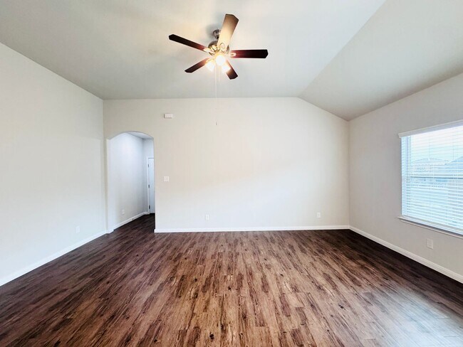 Building Photo - 10019 Westover Blf