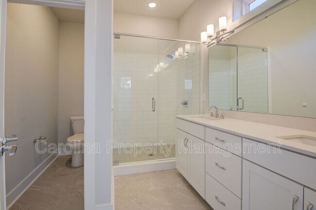 Building Photo - 5939 Ardrey Kell Rd