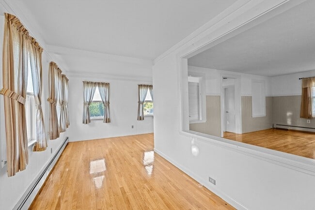 Building Photo - 80 Barker Rd