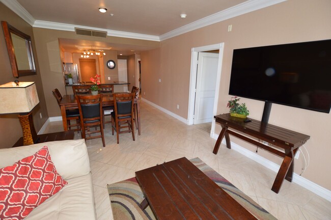 Building Photo - Meridian Luxury 2 Bd | 2 Ba Condo .