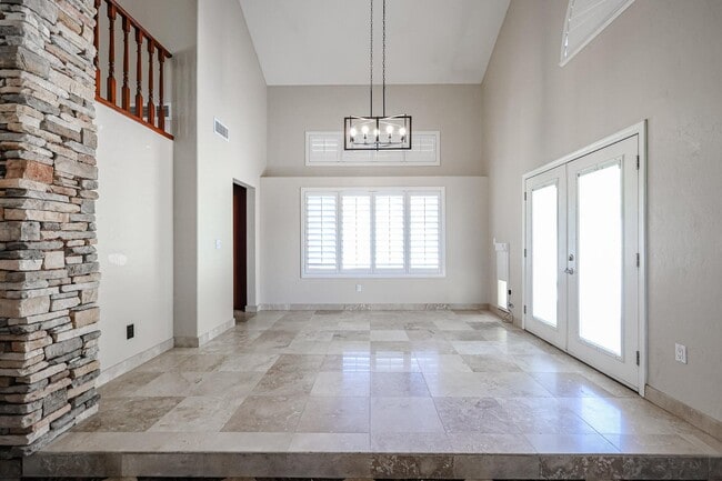 Building Photo - 8830 E Carol Way