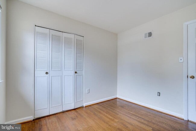 Building Photo - 13636 Greenwood Dr