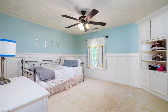 Building Photo - 1500 Ashburn Ct