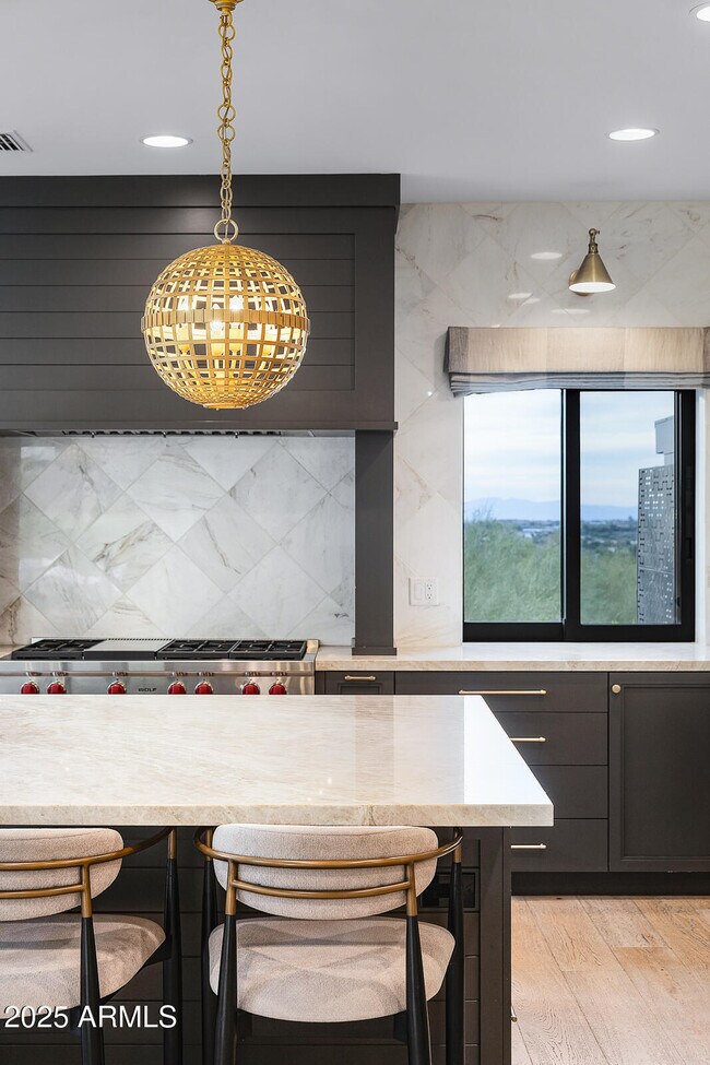 Building Photo - 5841 N Echo Canyon Cir