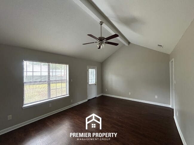 Building Photo - 10075 Yates Dr