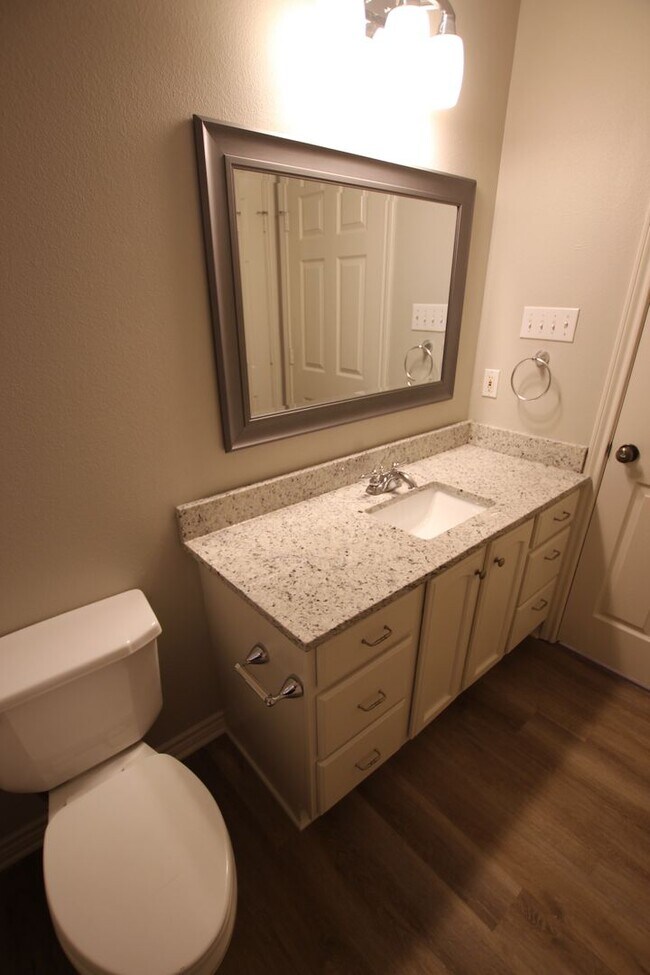 Building Photo - Coming Soon! - Beautiful 3 Bedroom, 2 Bath Home in Tyler! Gated Community!