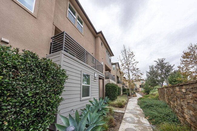 Building Photo - 232 Keeper