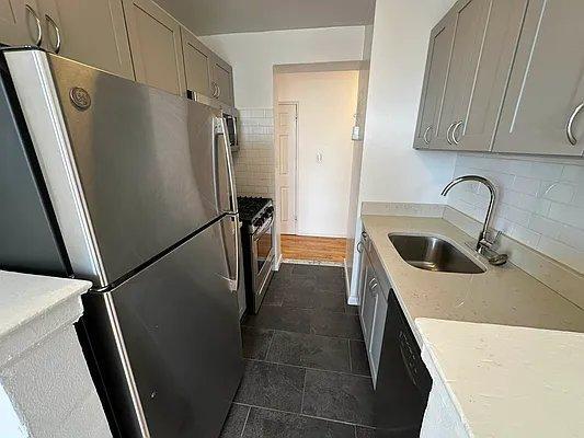 Primary Photo - 1 bedroom in BRONX NY 10468
