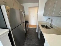 Building Photo - 1 bedroom in BRONX NY 10468