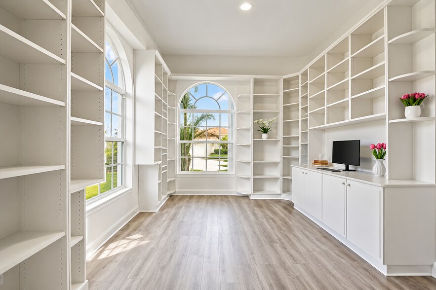 Building Photo - 7046 Fish Creek Ln