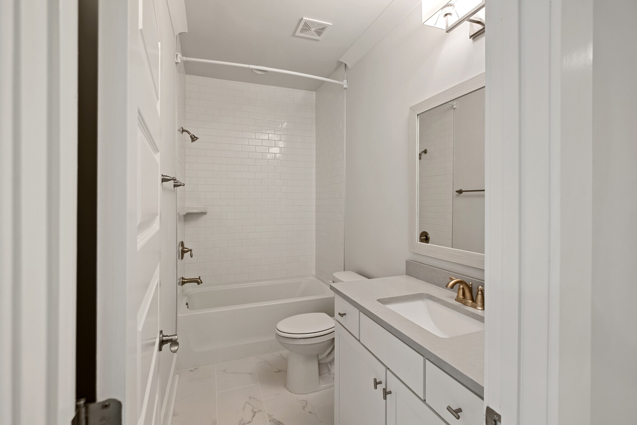 Building Photo - 2648 Balena Dr