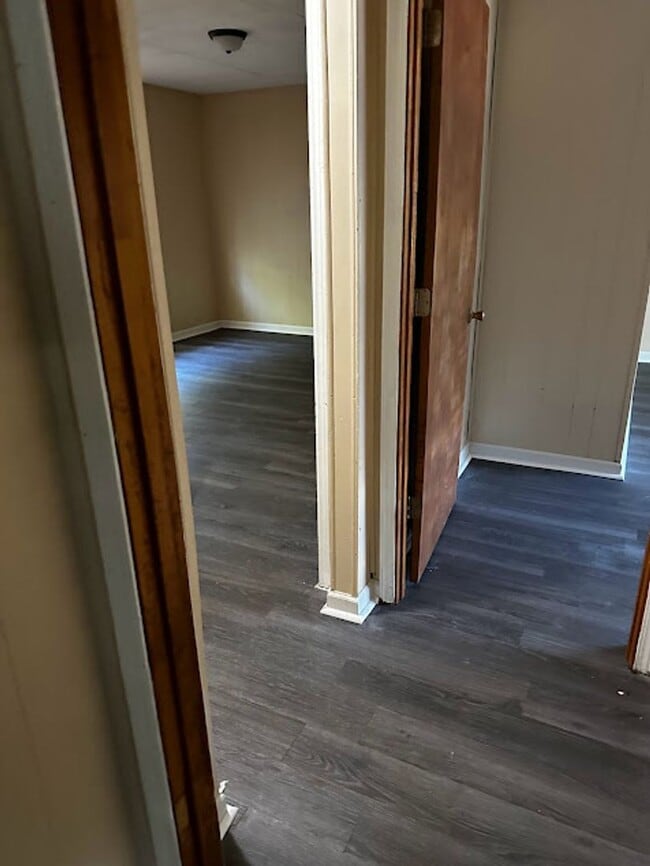 Building Photo - MOVE IN SPECIAL!! FIRST MONTH RENT FREE! CALL US TODAY!