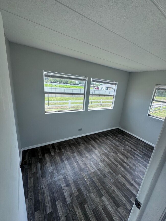 Building Photo - 1707 Reynolds Rd