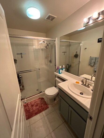 Building Photo - 2348 Marina Glen Way