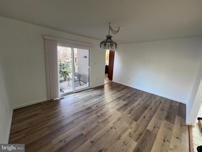 Building Photo - 12326 Mulberry Ct