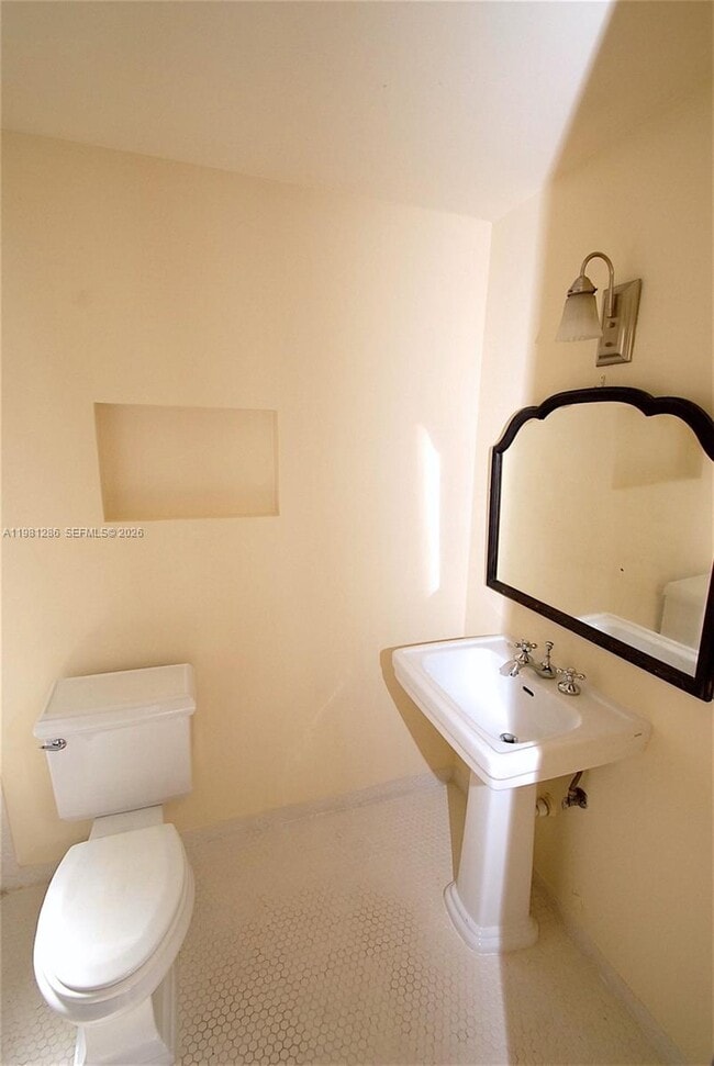 Building Photo - 1525 Pennsylvania Ave