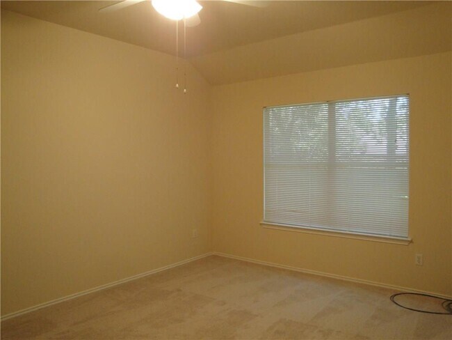 Building Photo - 8021 Luling Ln