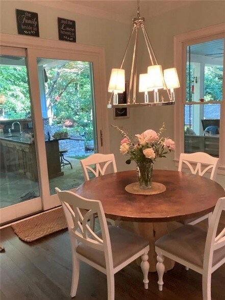 Building Photo - 1891 Ardmore Rd NW