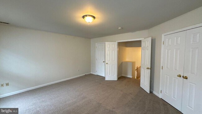 Building Photo - 19700 Crystal View Ct