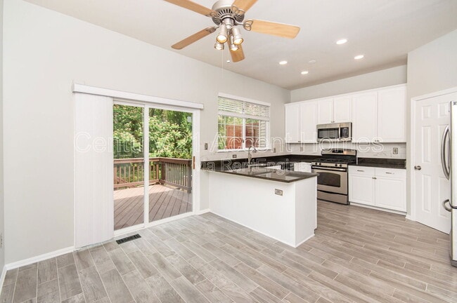 Building Photo - 5522 Jowett Ct