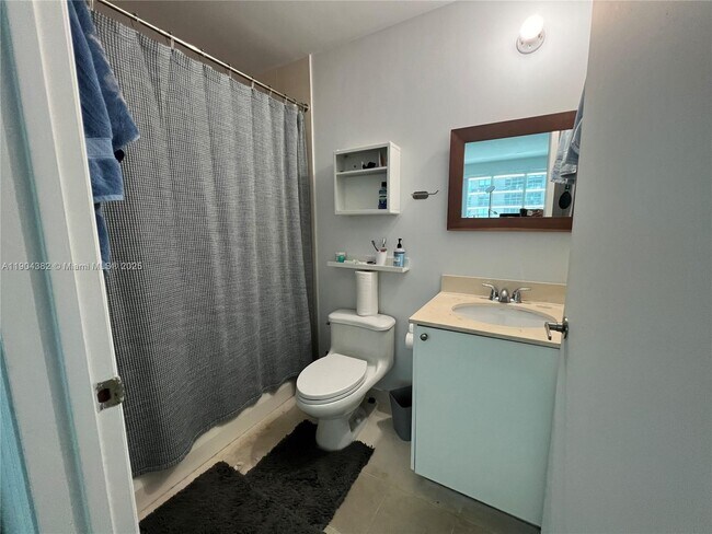 Building Photo - 60 SW 13th St