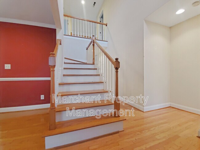 Building Photo - 11 Tupelo Ct