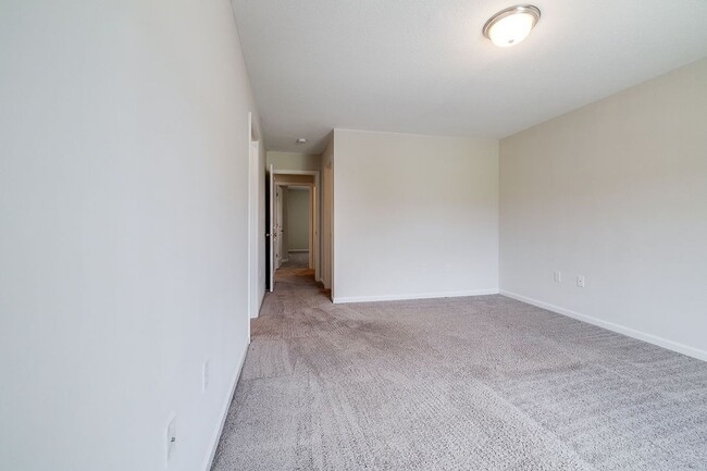 Building Photo - 104 Barfield Way