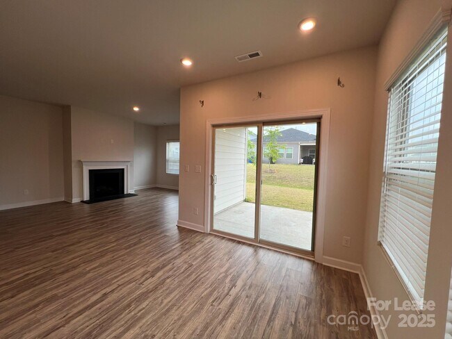 Building Photo - 12516 Stoneybrook Station Pkwy